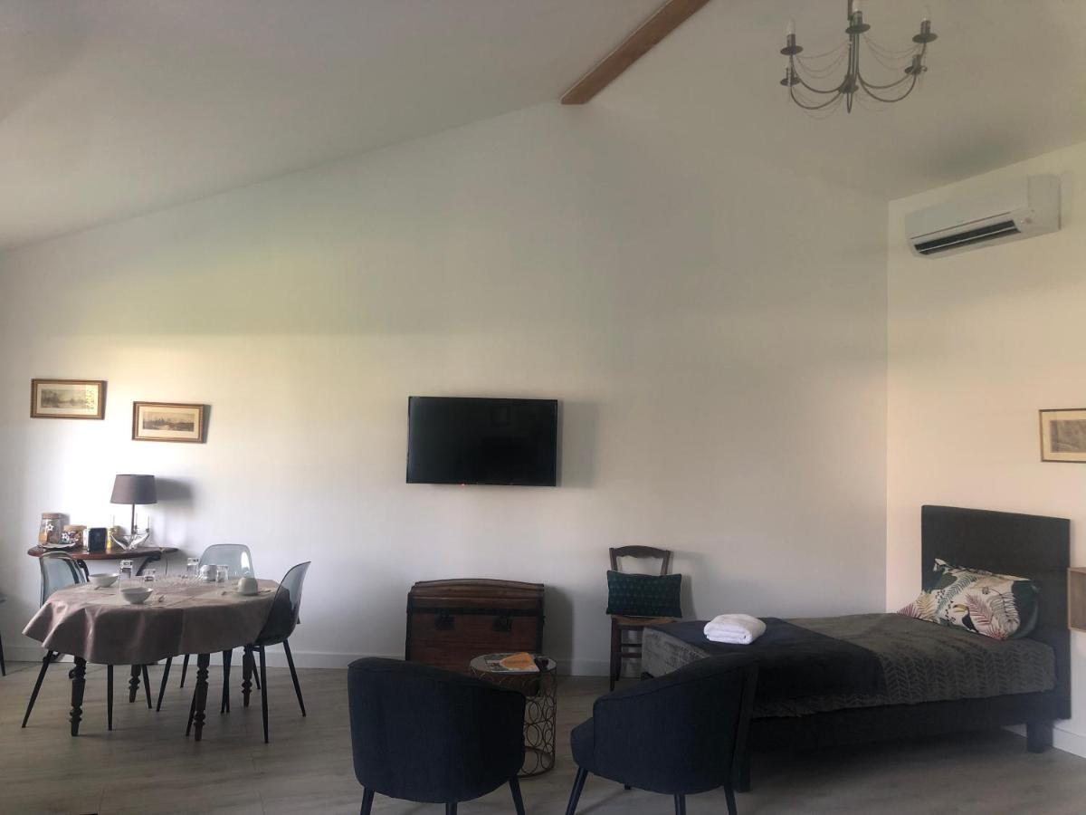 Chambre D'Hotes Les Bacquerins Sainte-Helene  エクステリア 写真